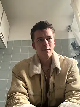 Snapshot of Toyjungee chatting on 11/09/25, 12:58 Toyjungee online show from 11/09/25, 12:58