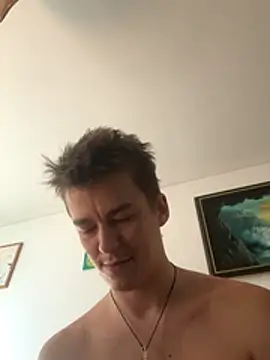 Snapshot of Toyjungee chatting on 11/17/25, 12:22 Toyjungee online show from 11/17/25, 12:22