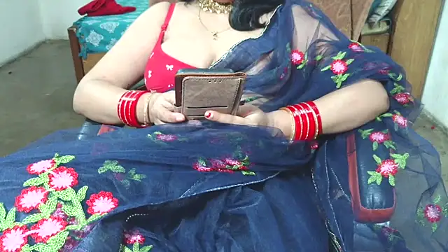 Cute Mahi22 online show from 10/05/25, 07:01