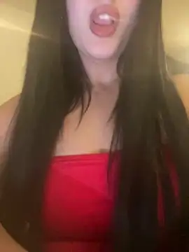 Sarahkhaalifa online show from 06/10/26, 09:03