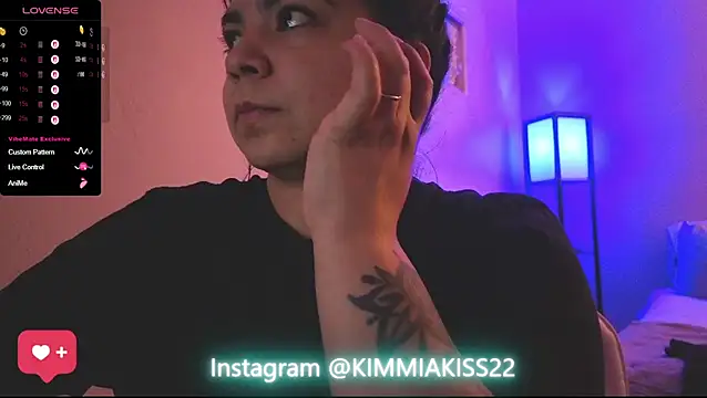 kimmiakiss22 online show from 02/22/25, 02:17