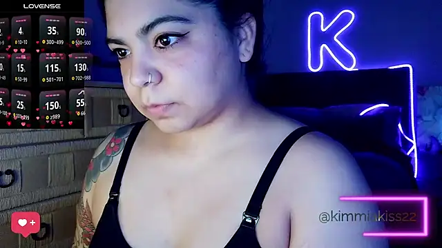 kimmiakiss22 online show from 02/21/26, 09:16