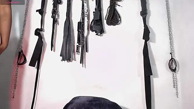 dangerouslyhot online show from 01/18/25, 12:15