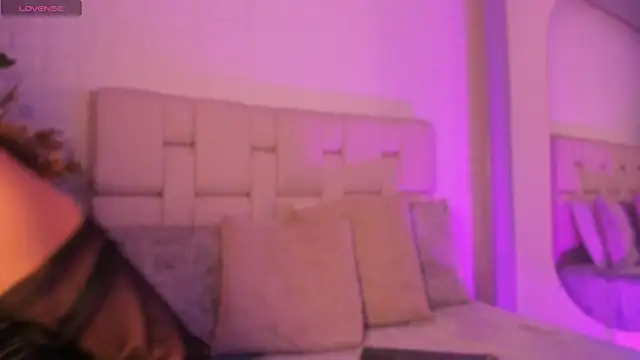 Snapshot of amatiista_12 chatting on 03/13/26, 12:23 amatiista 12 online show from 03/13/26, 12:23