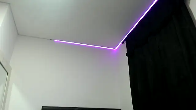 Snapshot of dolcemacca chatting on 03/07/25, 03:51 dolcemacca online show from 03/07/25, 03:51