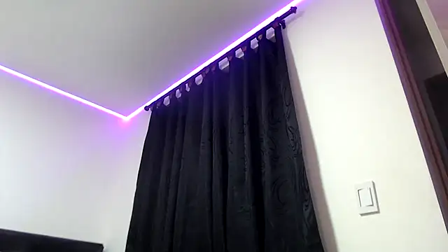 Snapshot of dolcemacca chatting on 03/13/25, 05:22 dolcemacca online show from 03/13/25, 05:22