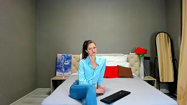 Katerina Ray online show from 12/04/24, 11:19