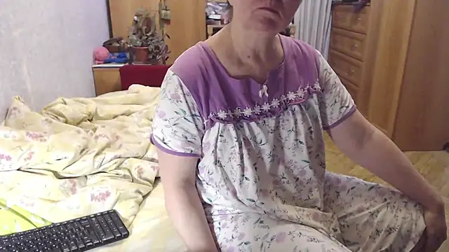 Snapshot of zarinafonliberman chatting on 11/14/25, 05:50 zarinafonliberman online show from 11/14/25, 05:50