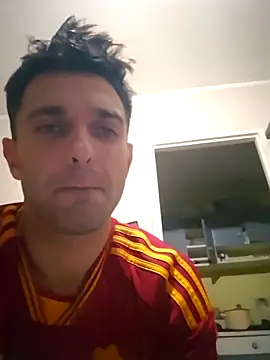 Snapshot of mattyrush chatting on 10/27/25, 12:26 mattyrush online show from 10/27/25, 12:26