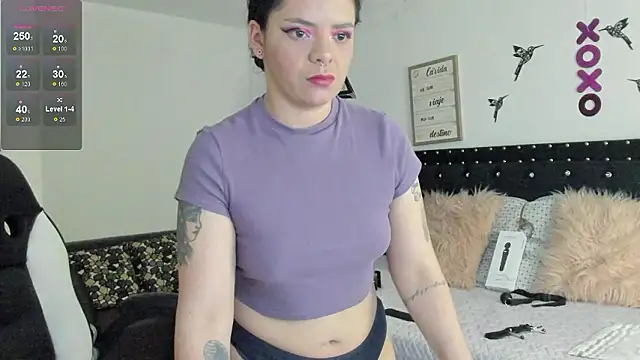 natasha logan  online show from 12/03/24, 04:03