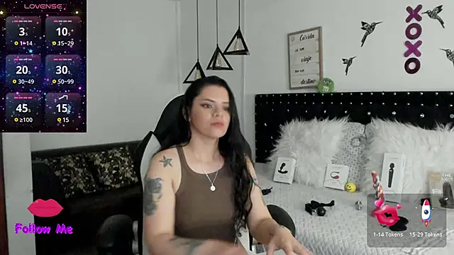 natasha logan  online show from 12/17/24, 10:12