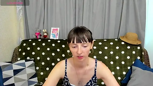 TayanaJons online show from 07/17/26, 07:37