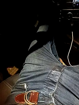 Snapshot of Freezing_Duck chatting on 09/08/25, 08:19 Freezing Duck online show from 09/08/25, 08:19