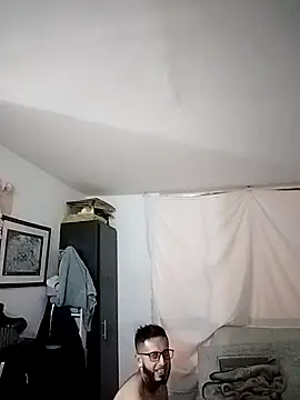 leo logan online show from 12/23/25, 05:27