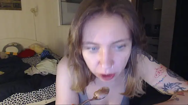 Snapshot of amanda_kiss_kiss chatting on 12/01/24, 05:13 amanda kiss kiss online show from 12/01/24, 05:13