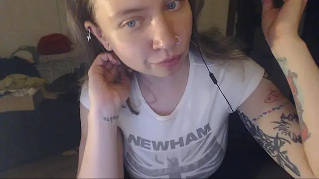 Snapshot of amanda_kiss_kiss chatting on 01/11/25, 03:09 amanda kiss kiss online show from 01/11/25, 03:09