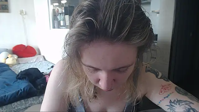 Snapshot of amanda_kiss_kiss chatting on 03/11/25, 10:18 amanda kiss kiss online show from 03/11/25, 10:18