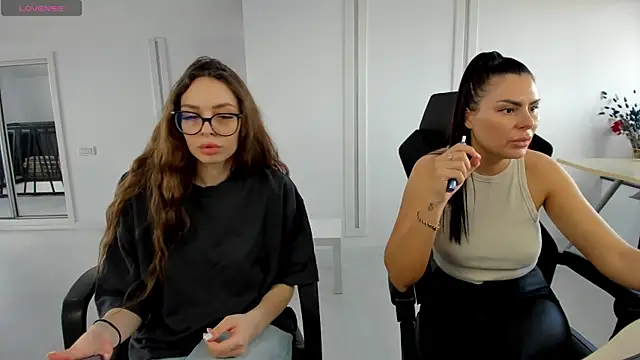 18perfecttits online show from 06/13/26, 11:30