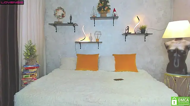 StripBianka online show from 12/18/24, 09:04