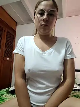 selena gomez2 online show from 10/23/25, 01:43