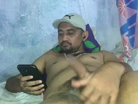 Snapshot of Rocobodymassager chatting on 11/04/25, 08:30 Rocobodymassager online show from 11/04/25, 08:30