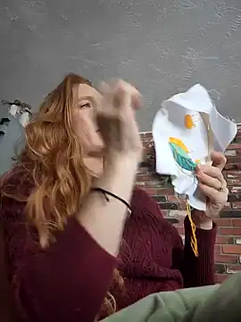 GoldenFlameGoddess online show from 02/05/25, 08:35