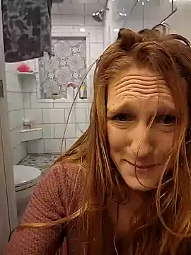 GoldenFlameGoddess online show from 02/10/25, 10:30