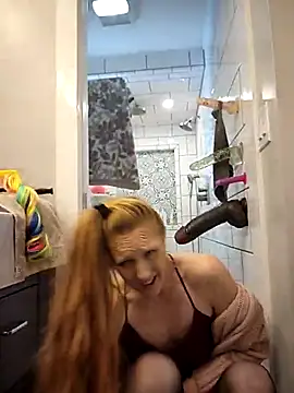GoldenFlameGoddess online show from 02/14/25, 07:54