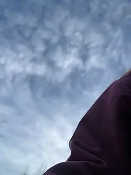 Snapshot of GoldenFlameGoddess chatting on 11/27/25, 03:58 GoldenFlameGoddess online show from 11/27/25, 03:58