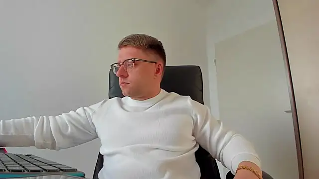 Findom guy online show from 03/16/25, 03:28
