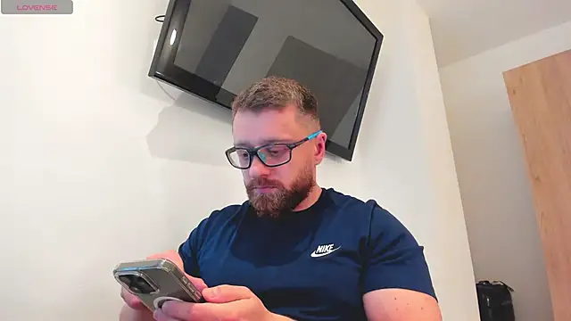 Findom guy online show from 02/19/26, 11:34