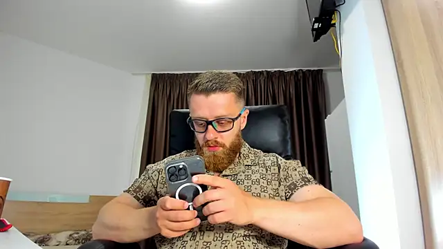 Findom guy online show from 06/05/26, 04:13