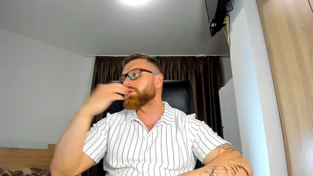 Findom guy online show from 06/17/26, 03:35