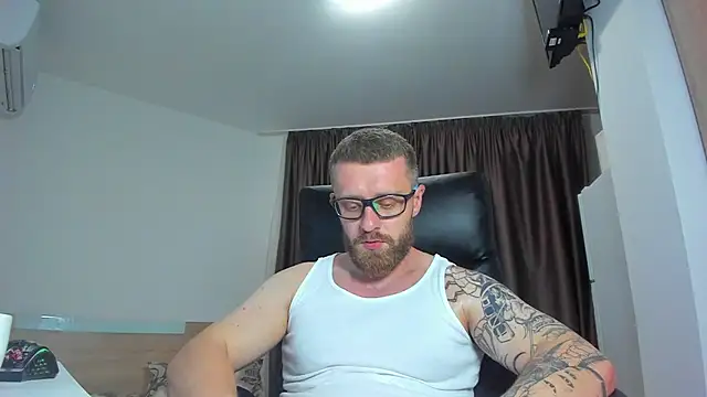 Findom guy online show from 07/28/26, 06:07