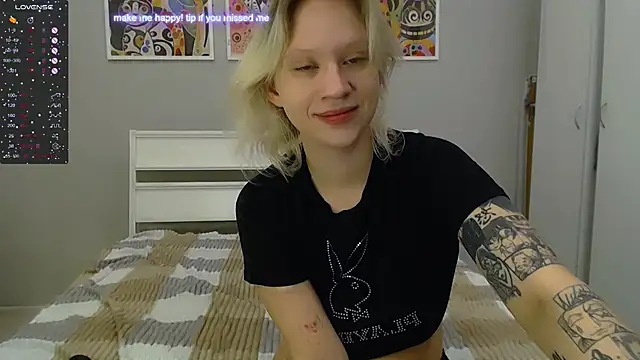 amelia lye online show from 02/22/25, 11:57