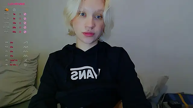 amelia lye online show from 12/15/25, 03:38