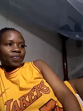 Snapshot of Queentesi chatting on 12/22/24, 06:04 Queentesi online show from 12/22/24, 06:04