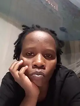 Snapshot of Queentesi chatting on 03/02/25, 02:32 Queentesi online show from 03/02/25, 02:32