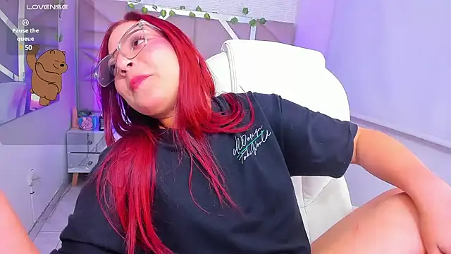 Zoe Lennoxx online show from 02/15/25, 06:33