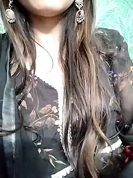 Snapshot of Noor_Darliing chatting on 02/03/25, 08:03 Noor Darliing online show from 02/03/25, 08:03