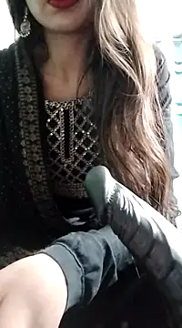 Snapshot of Noor_Darliing chatting on 02/21/25, 03:10 Noor Darliing online show from 02/21/25, 03:10