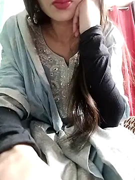 Snapshot of Noor_Darliing chatting on 03/11/25, 03:23 Noor Darliing online show from 03/11/25, 03:23