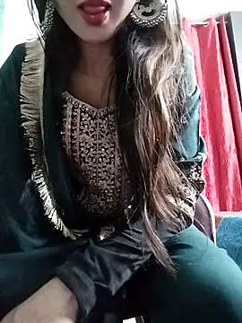 Snapshot of Noor_Darliing chatting on 03/21/25, 03:24 Noor Darliing online show from 03/21/25, 03:24