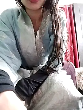 Snapshot of Noor_Darliing chatting on 03/22/25, 06:14 Noor Darliing online show from 03/22/25, 06:14