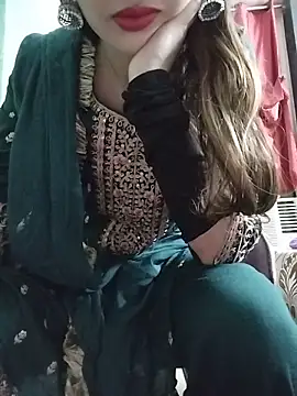 Noor Darliing online show from 05/18/26, 03:29