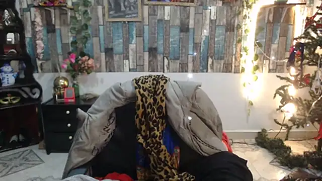 KarimaSarabe online show from 12/05/25, 08:49