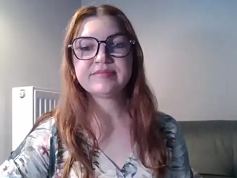 MartinePrettyFeet online show from 11/19/25, 07:08