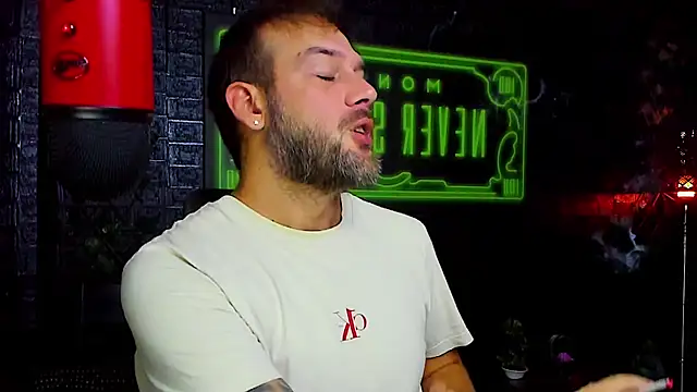 LexXHardy online show from 09/17/25, 02:19