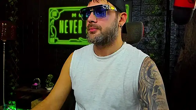 LexXHardy online show from 09/23/25, 11:02