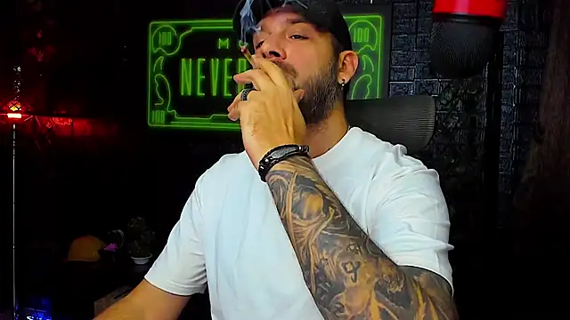 LexXHardy online show from 09/24/25, 05:38